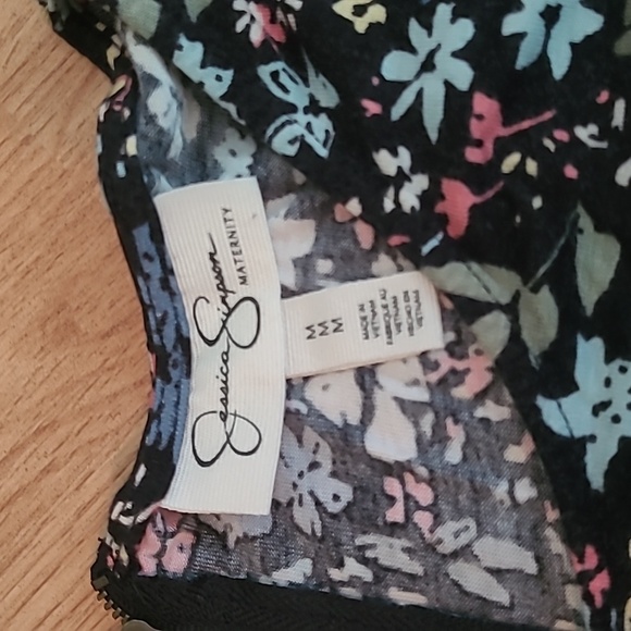 Maternity top - Picture 3 of 5